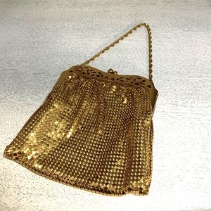 Vintage gold Whiting & Davis purse